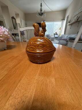 Vintage Ceramic Squirrel on Walnut Covered Nut Candy Dish